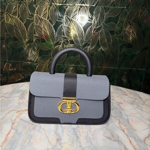Elegant Black and Gray Handbag